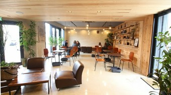 大人がくつろげるカフェ、リラックス＆オシャレな大人女子会に