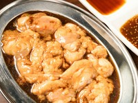 大きめカットが嬉しい、プルプル食感の『牛ホルモン』