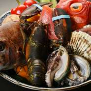 魚は明石産の良質なものをメインに、石川県・長崎県産も多く使用