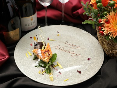 東京都の落ち着いた雰囲気の居心地のいいお店 鉄板焼き ヒトサラ