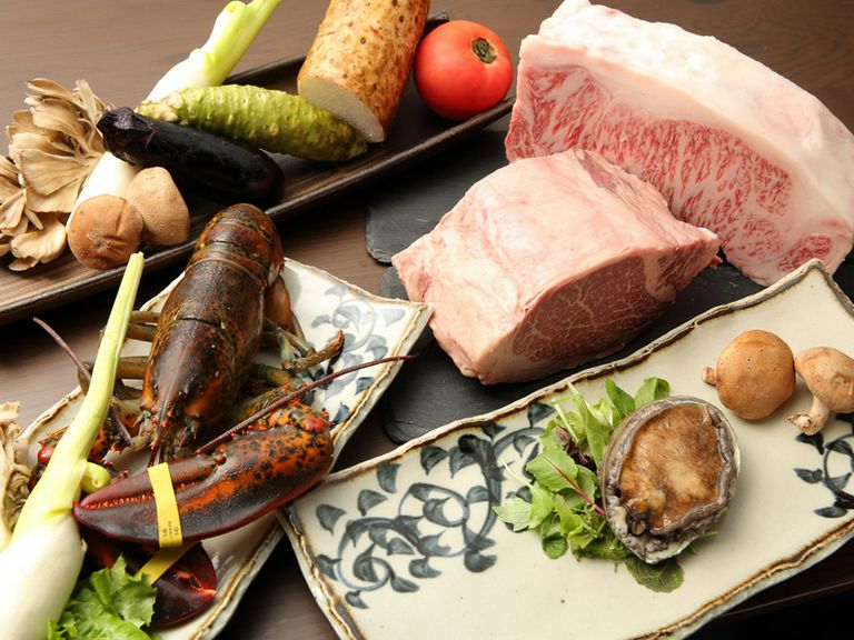 素材そのものの良さを堪能できるのは、鉄板焼きならでは