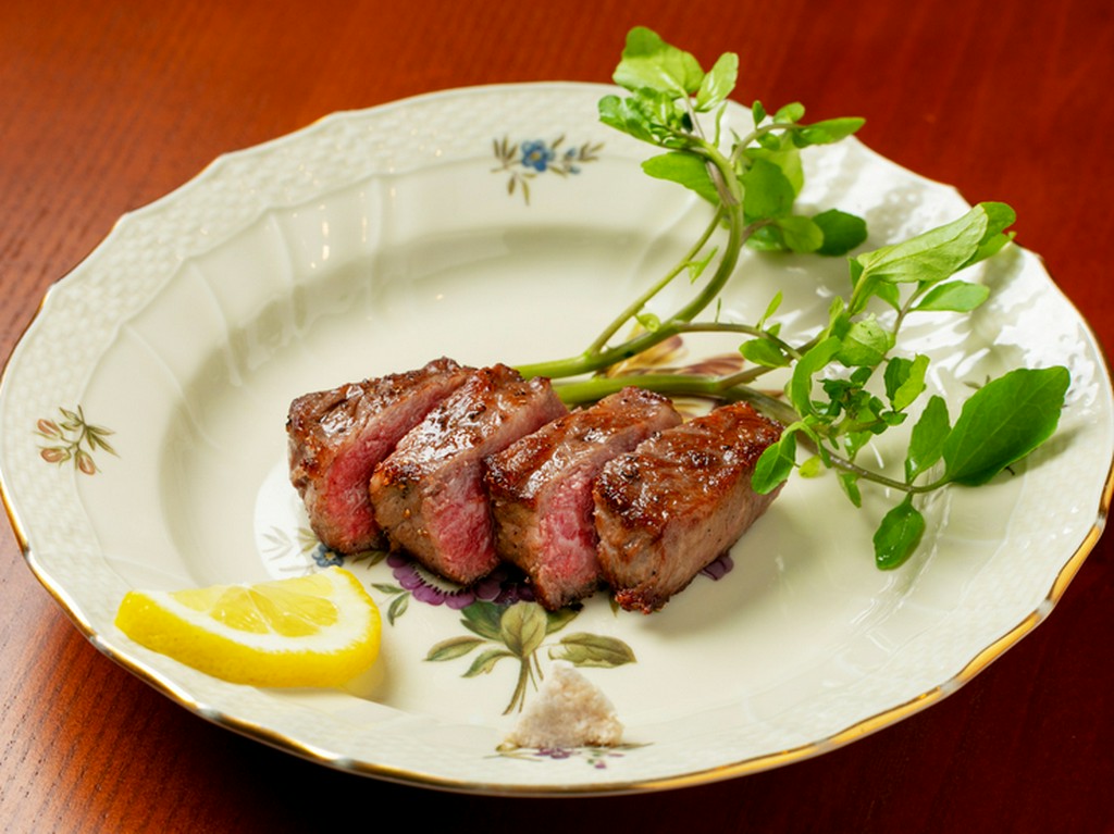 特選黒毛和牛サーロインステーキ