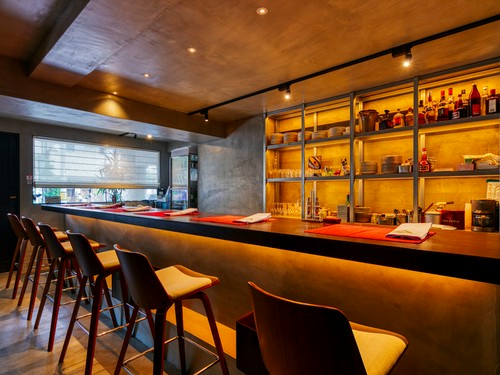 「気軽に本格的な料理を楽しんでほしい」と辻井シェフ