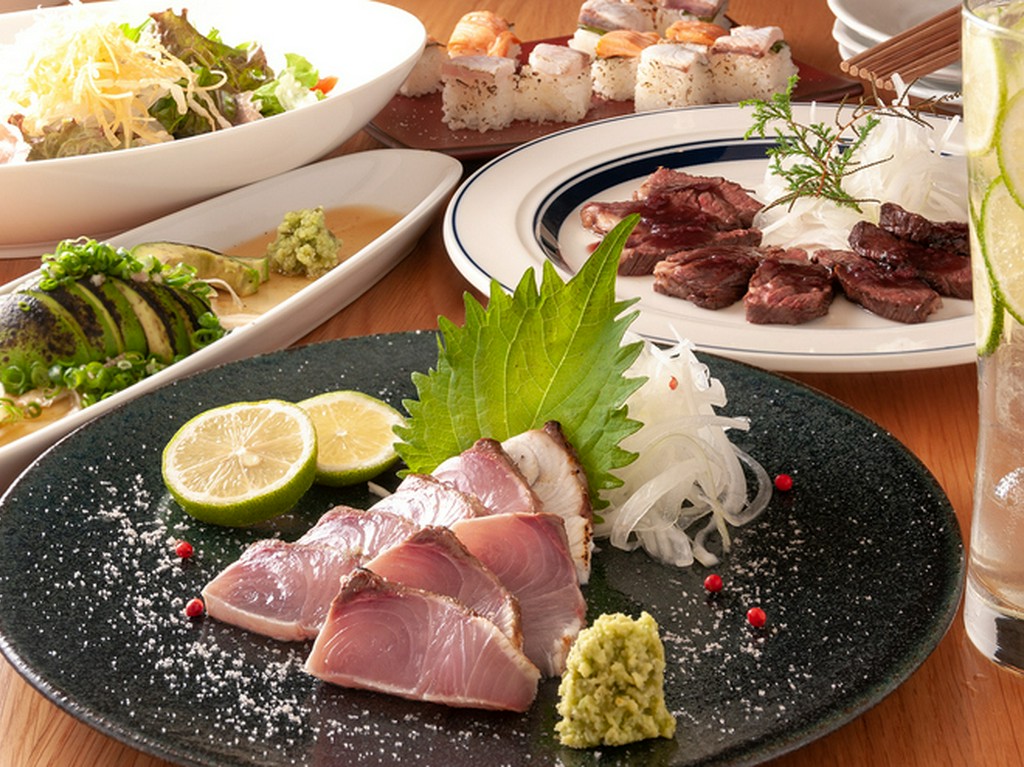 料理8品 + 2.5時間飲放題付
各種ご宴会にオススメの『ちとから。宴会コース』
