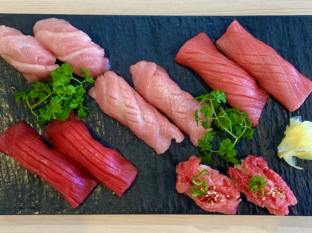 黒潮本まぐろ　鮨