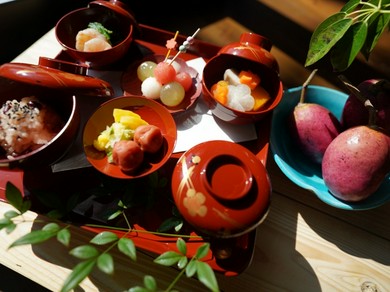 お食い初め、顔合わせなどのご予約も承っております。