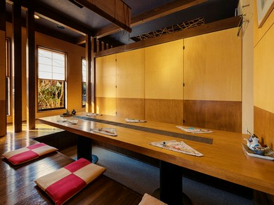 掘りごたつ(個室)のお部屋もございます。