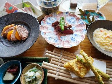 歓送迎会など各種お集り事に… こうちやさい割烹コース"(料理9品程度) お一人様 5500円