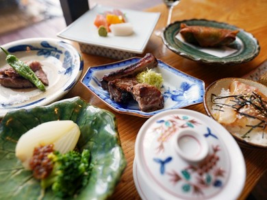 歓送迎会など各種お集り事に… こうちやさい割烹コース"(料理9品程度) お一人様 5500円