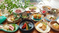 野菜ソムリエが彩る"ワンランク上の"こうちやさい割烹コース(お料理のみのコースです)。