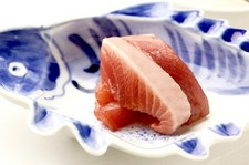 その日の季節の旬の逸品料理を織り交ぜて
ご提供いたします。
※季節により内容,値段の変動がございます。