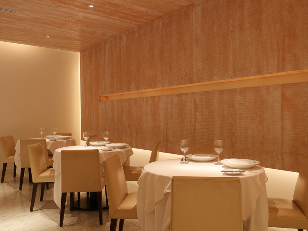 隠れ家風の名店で、ここぞという勝負のかかった接待も叶う