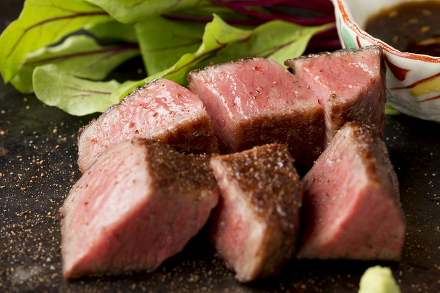 肉汁が「ジュワ〜」っとあふれ出す『いちぼ（100g）』