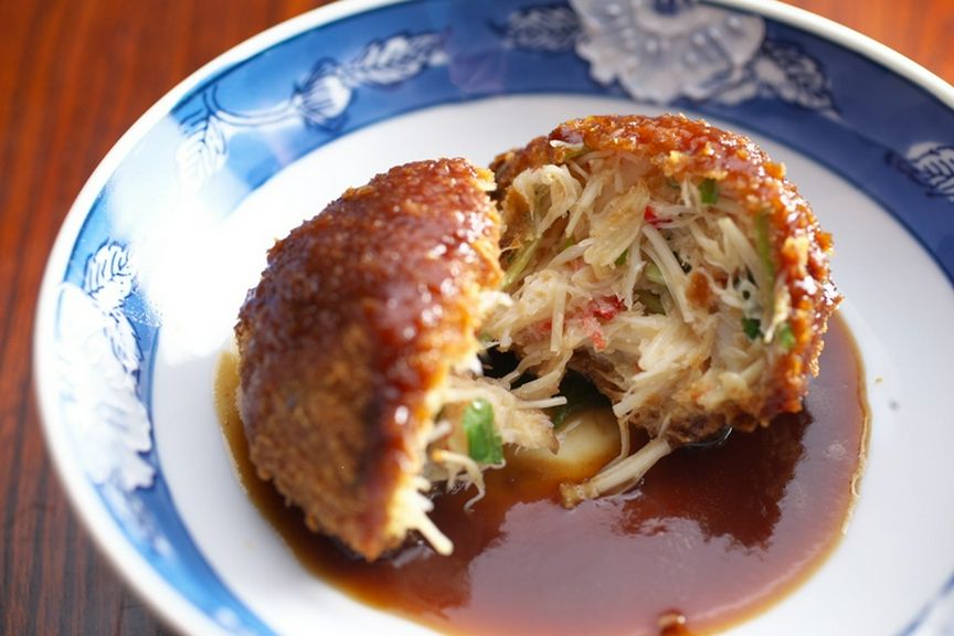 カニや野菜…具材たっぷりでボリューミーな『カニまんじゅう』