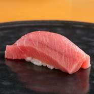“豊洲の極上マグロ”のとろける旨みを堪能する『本マグロの中トロ』