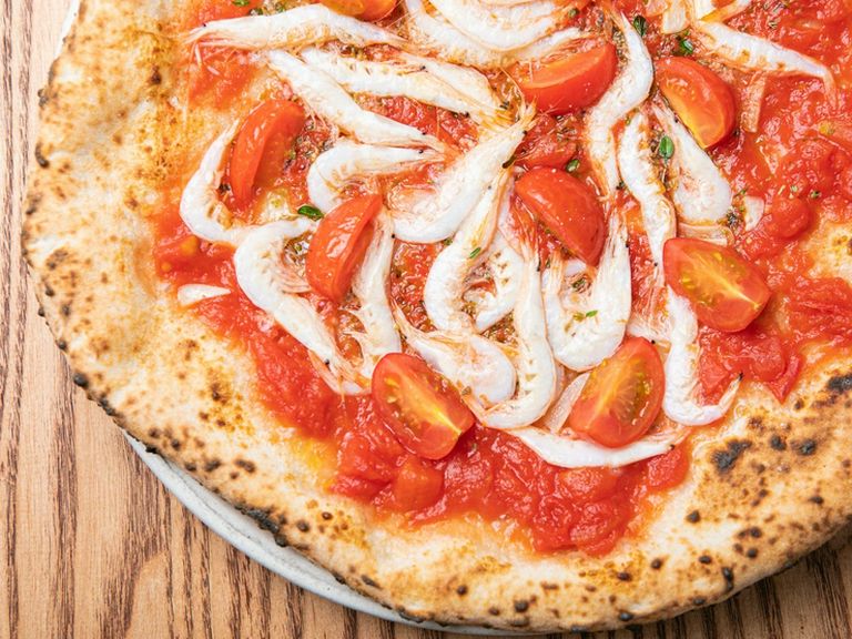 季節限定ピッツァの一例『富山県産 白海老のマリナーラ』