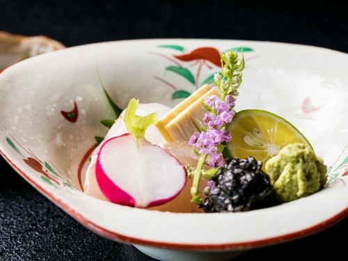 新鮮ならではの旨みを味わう『お造り』