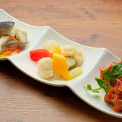 前菜3種盛　　Three appetizer platters