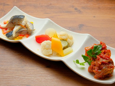 前菜3種盛　　Three appetizer platters