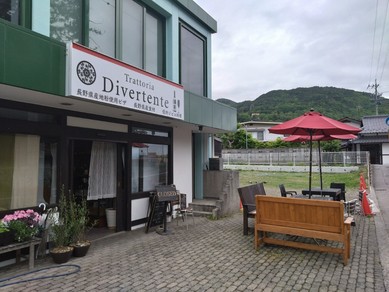 テラス席がある