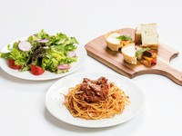 ピッツアorパスタ＋サラダ＋前菜＋パン＋コーヒーor紅茶