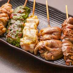 オリジナルブレンドの特製塩を使った『焼き鳥盛り合わせ』