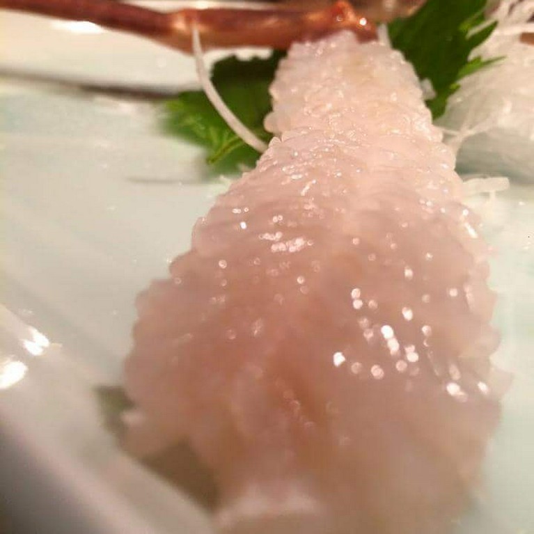 漁港直送の新鮮な「かに」ならではのおいしさ『かにお造り』