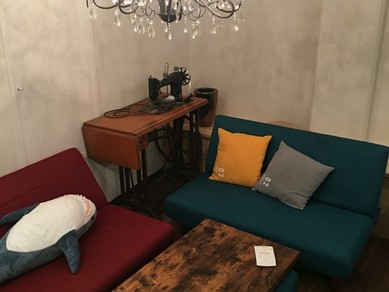 ソファーありの貸切スペースで女子会！