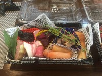 商品は写真の倍量程度になります。