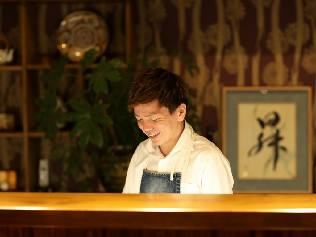 ゲストの笑顔を思い描きながら仕上げる、美しい盛付