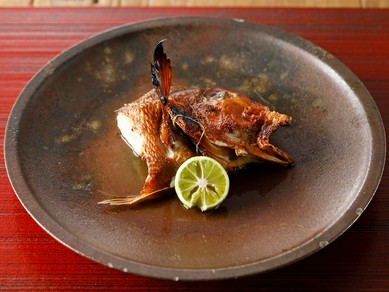 ふっくら上品な美味しさが絶品。自慢の焼物『ぐじの若狭焼き』