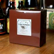 レンベークチーズケーキとチーズケーキに合う、レンベーク直輸入ベルギービール3本マリアージュセット　3800円

レンベークチーズケーキとチーズケーキに合う、コルセンドンク修道院ベルギービール3本マリアージュセット　3700円

ベルギービール5種類バラエティセット　2500円
酸っぱいビールのカリスマ！アルヴィンヌのサワーエール4本セット　2300円
癖のあるビール好きな人のためのお値打ち3本セット　1100円
など