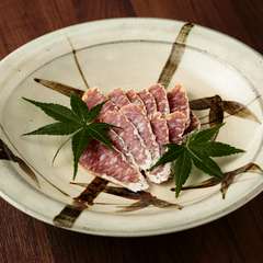 唐津の味だけでなく文化も知ってほしいから食器の多くは唐津焼