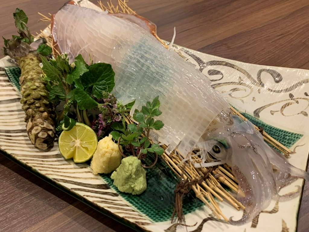 呼子のやりいか姿造り