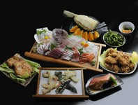 コース一番人気！
飲み放題と、横浜の異国情緒を満喫する2.5時間コースです。
