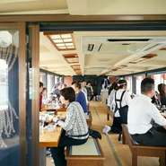 椅子・テーブルタイプ。目線が高くなり、景色が広がります。
※席形態にご希望御座いましたらお電話にてお問い合わせください。