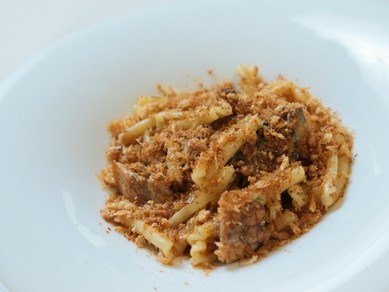 元気が出る骨太なパスタ料理『カサレッチェ 真鰯のシチリア風』