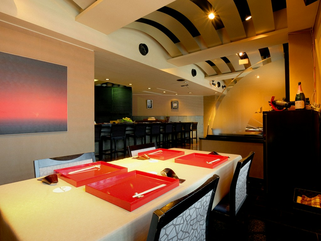 ハモやすっぽんなど高級食材に舌鼓。美食家も納得の日本料理店