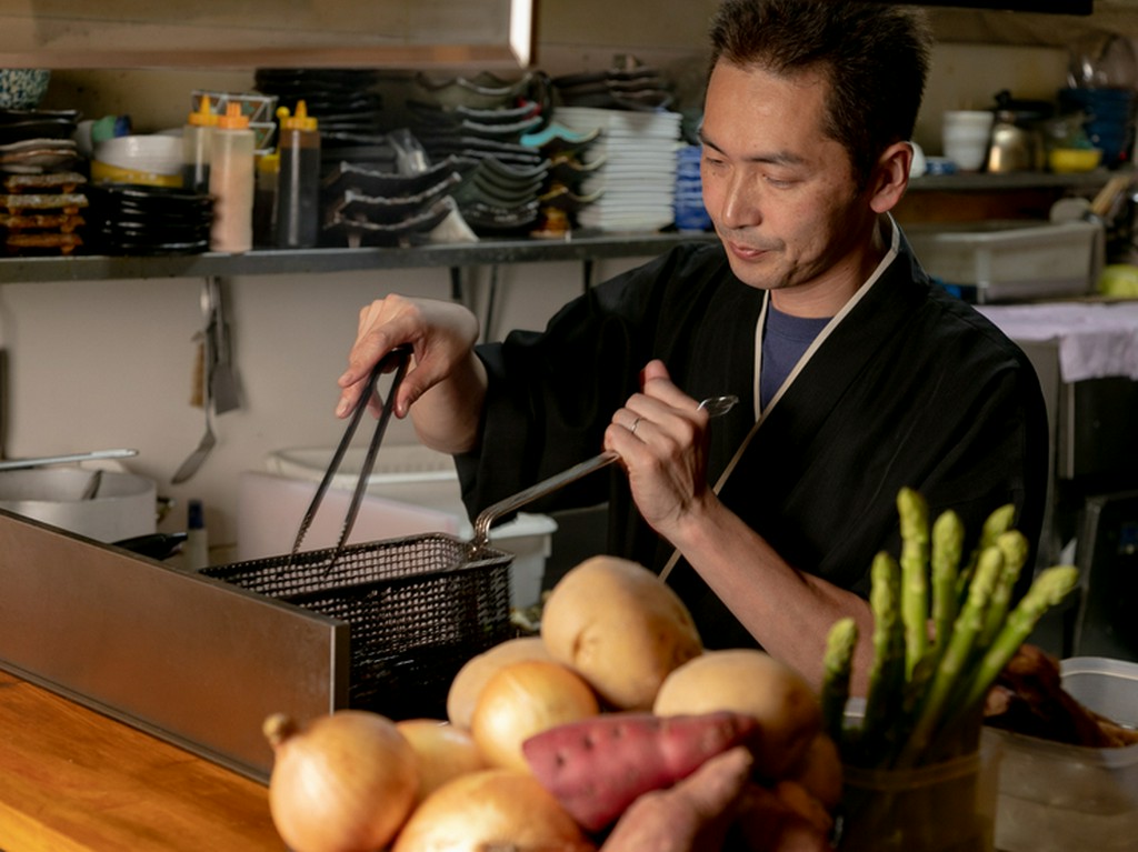 鮮度抜群の魚介を地元の方々に。奈良の魅力を最大限にアピール