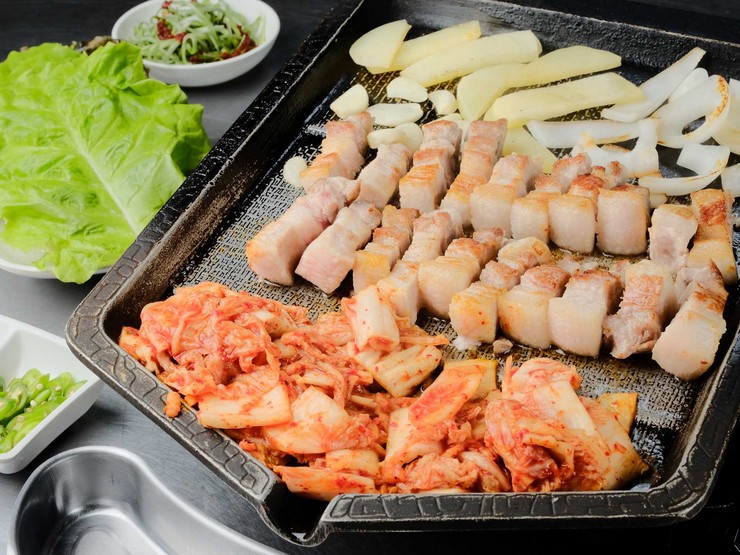 ソウルテーブル2号 名駅柳橋店 名駅 韓国料理 のグルメ情報 ヒトサラ