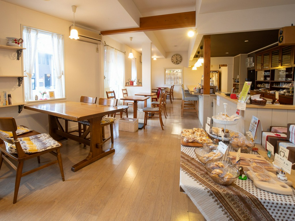 街中から少し離れた、ゆったりとした空間