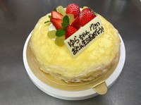 クレープもバースデーケーキに出来ちゃいます