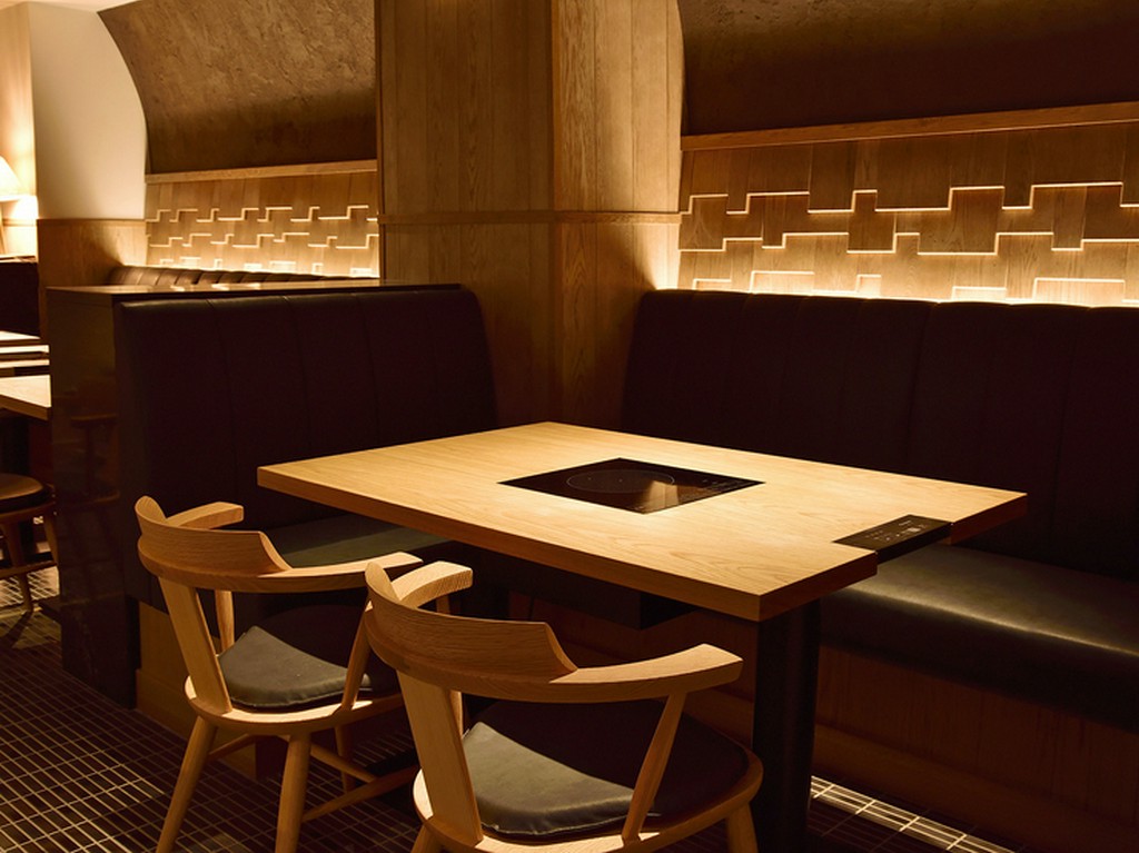 高級感ある和モダンな店内は、ワイン好きな大人女子会に最適