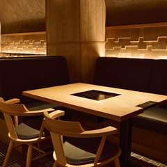 高級感ある和モダンな店内は、ワイン好きな大人女子会に最適