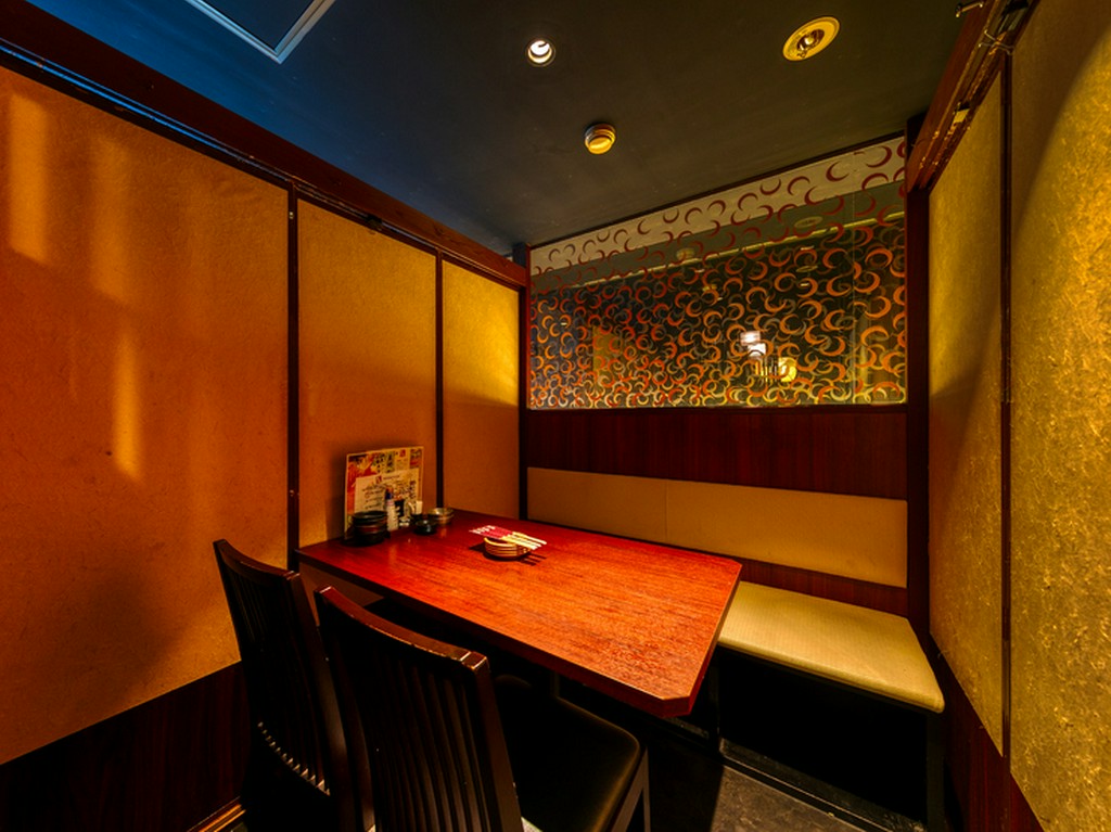 デート・ファミリーに心強い少人数向けの個室