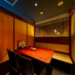 デート・ファミリーに心強い少人数向けの個室