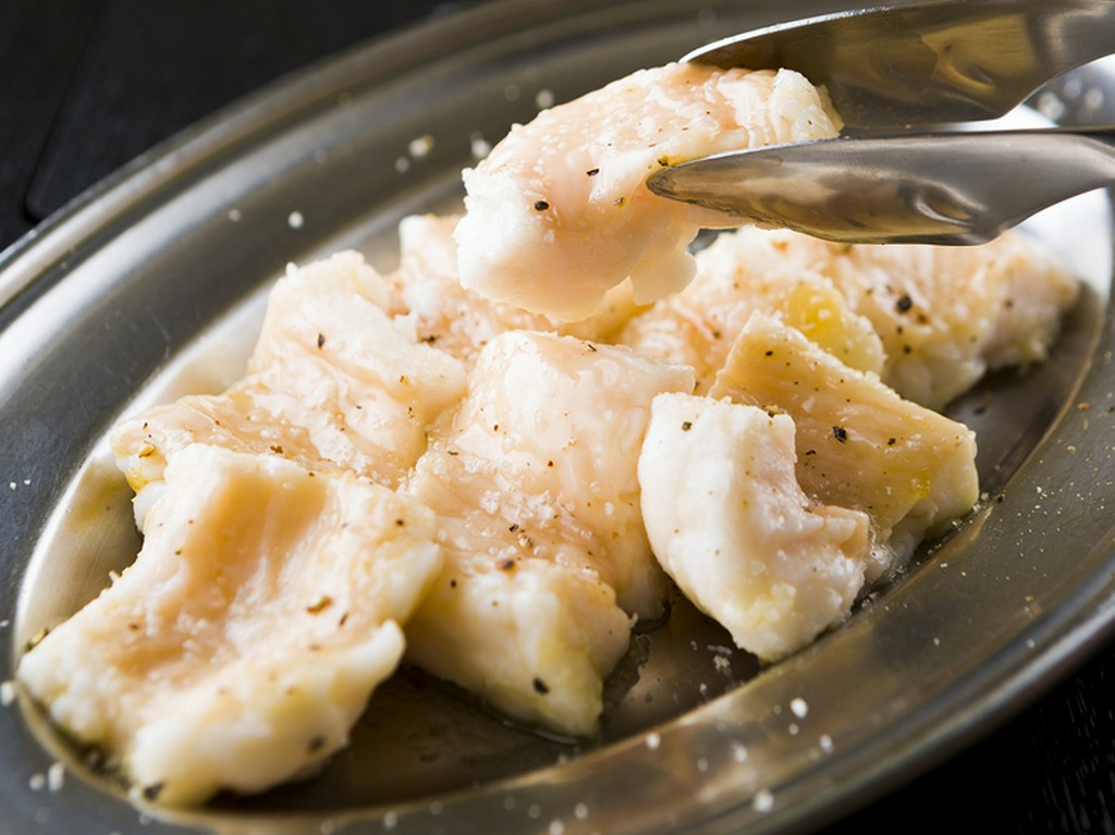 ホルモンは国産牛の鮮度抜群のものだけを厳選し、丁寧な下処理でクセのない美味しい『国産牛ホルモン』