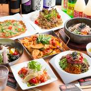 キムチやナムルなどの韓国料理や自慢のタレはすべて店で手づくりしています。繁忙時も肉の切り置きせず、オーダーが入ってから手切りをして提供するなど、妥協を許さない料理人の姿勢が一皿一皿から伝わります。