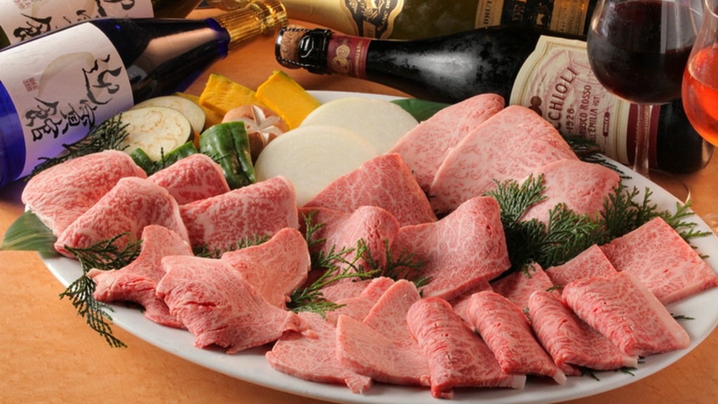 国産黒毛和牛の希少部位が一度に味わえる『幻のVIPセット（4～5名様）』