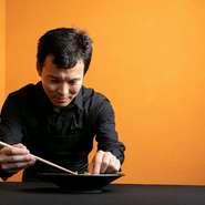 和食の技術をベースに、素材の味を活かした料理を創作
